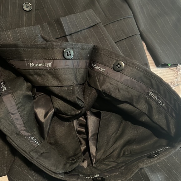 Burberry wool suit - Picture 6 of 10